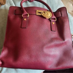 Genuine michael kors burgundy maroon saffiano leather handbag EUC!